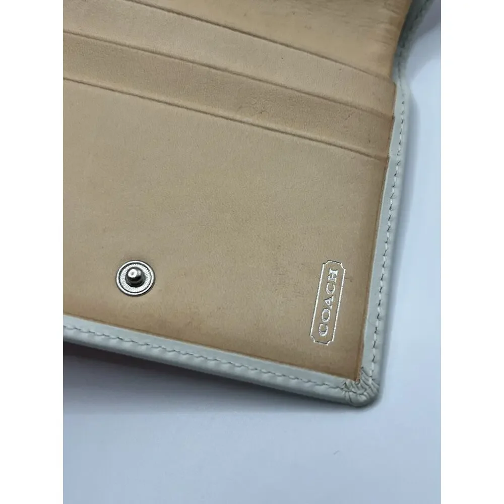 Coach Pink and White leather Buckle Charm Soho mini Bifold Wallet Y2k Deadstock